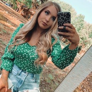 Meet Your Posher, Kaylee!